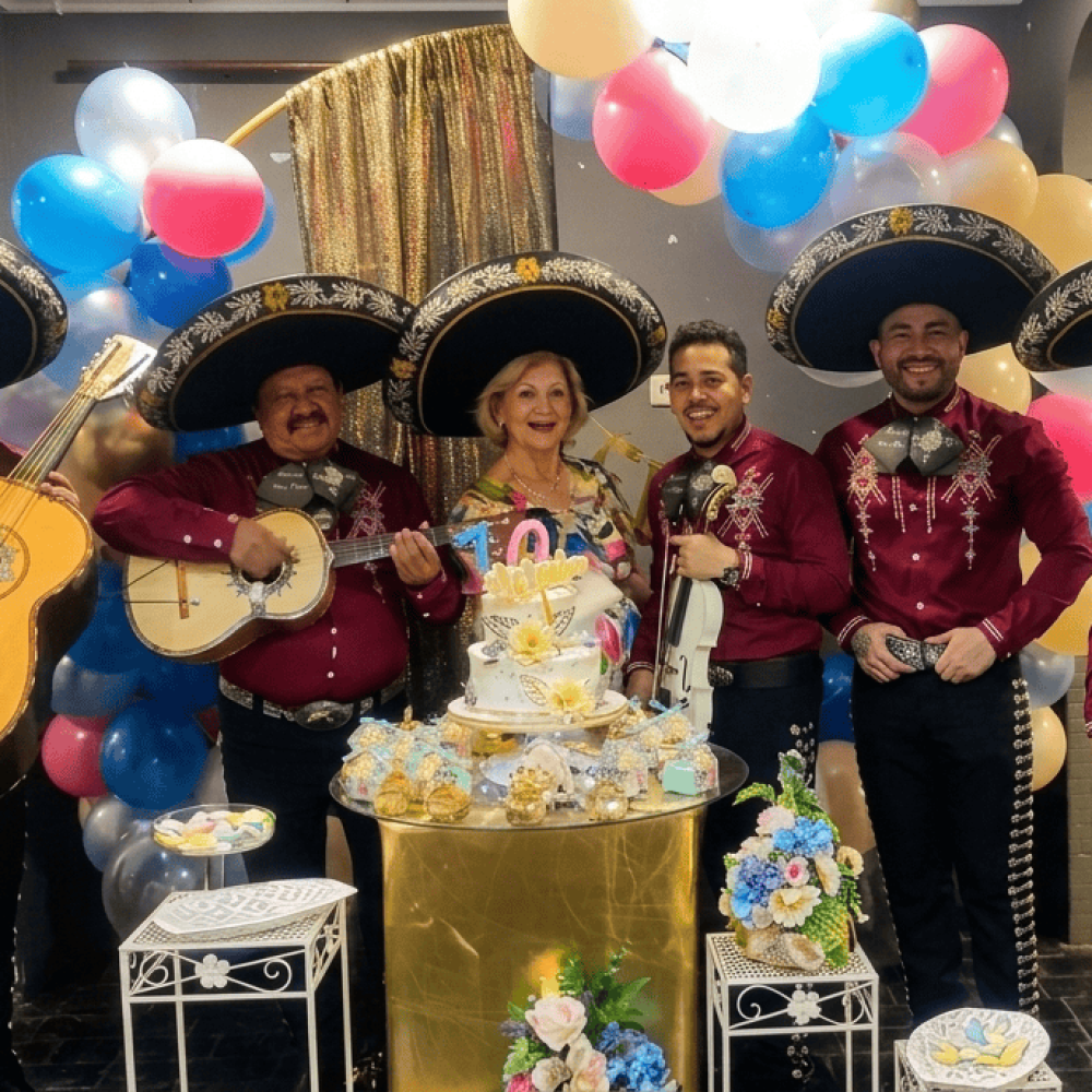 mariachis-Cumpleañera .jpg