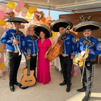 mariachis-celebracion.-para las madres.jpg