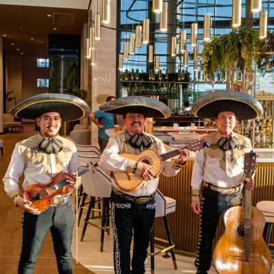 mariachis-reyes-del-mediterraneo-Hotel Varsovia-valencia.jpg