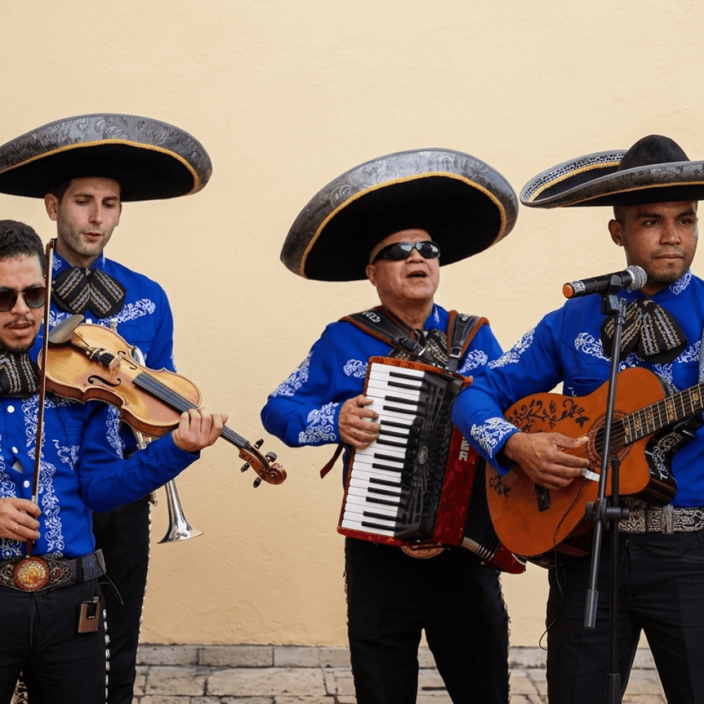 Mariachis en Elche | Serenatas, Bodas y Eventos 24H 43 mariachis-reyes-del- mediterraneo. -valencia.jpg